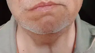 Otobüste su isteyen doktoru muavin yumrukladı