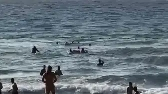 Amasra’da dalgalara kapılan çocuk son anda kurtarıldı