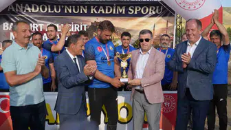Bayburt cirit finalinde nefes kesen geri dönüş