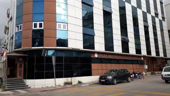 Erdek’te tatilcilerin deniz keyfi acı bir şekilde son buldu