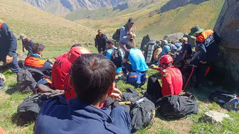 Cilo Dağı zirvesinde kaybolan dağcı için zamanla yarışılıyor