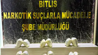 Bitlis polisine takılan araçtan 8 kilo uyuşturucu çıktı