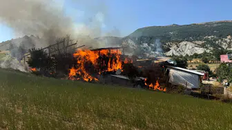 Mudurnu'da bir ailenin kışlık hazırlığı dakikalar içinde küle döndü
