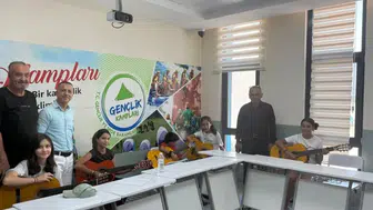 Yenipazar’da gençler yaz tatilini müzikle dolduruyor