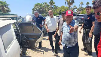 Manavgat'ta işini bitirip döndüğünde aracını küle dönmüş buldu