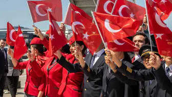 Şampiyon Sultanlar İstanbul'a coşkuyla döndü
