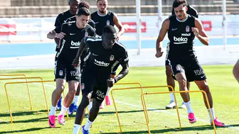 Beşiktaş’ın yeni transferi Ouattara Slovakya kampına katıldı