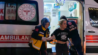 İnegöl yolunda kaza 5 kişiyi hastanelik etti