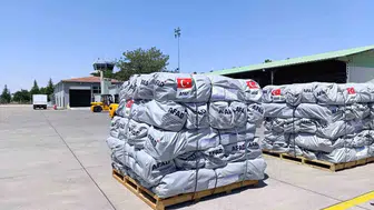 Türkiye'den Venezuela depremzedelerine 30 tonluk yardım eli