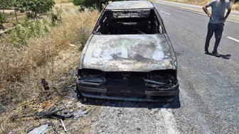 Gaziantep yolunda seyir halindeki otomobil küle döndü