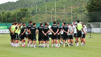Beşiktaş Danimarka yolcusu öncesi mesaiye başladı