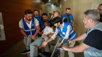 İzmir'in sanat merkezinde büyük deprem ve yangın alarmı