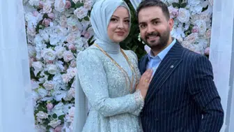 Kadir Ezildi kardeşinin düğününde geline taktığı takılarla dikkat çekti