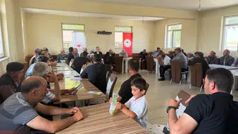 Karslı üreticinin derdini dinleyen Tarım Müdürü sahaya indi
