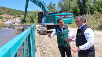 Bilecik’te Karasu Çayı için taşkın temizliği başladı