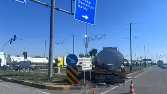 Nurdağı yolunda tanker ve araç çarpıştı