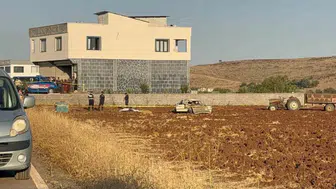 Acı bilanço: Otomobil ailenin arasına daldı, 1 ölü 5 yaralı