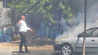 Dicle yolunda seyir halindeki otomobil bir anda patladı