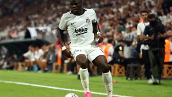 Beşiktaş Avrupa yolunda Midtjylland engelini tek golle geçti