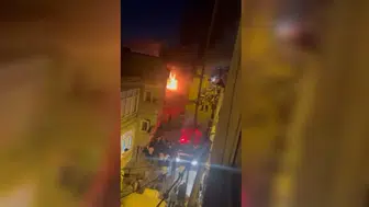 Küçükçekmece’de boş binadan yükselen alevler mahalleyi ayağa kaldırdı