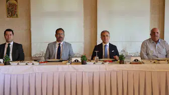 Nevşehir Valisi Kök gazetecilerle bir araya geldi