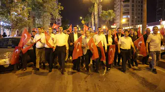 Kozan halkı 15 Temmuz şehitlerini meydanlarda andı