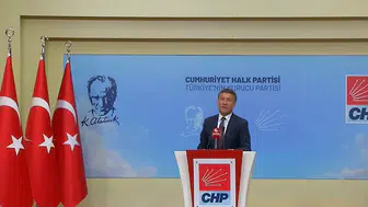 Sarıbal YENİ Parti tartışmasına girmekten kaçındı