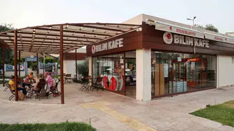 Efeler’deki Bilim Kafe artık gece geç saatlere kadar açık