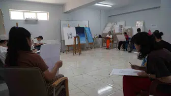 Adıyaman'da aileler resim kursunda çocuklarıyla buluşuyor
