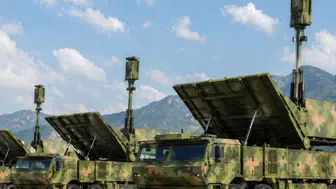 Elektronik harp hamlesi: 100 gigavatlık mikrodalga silahı uyduları hedef alıyor