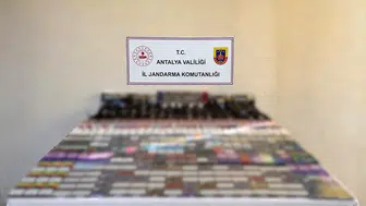 Kemer’de kaçak ürün baskını