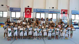 Nilüferli çocuklar yaz spor okullarında sertifikalarına kavuştu