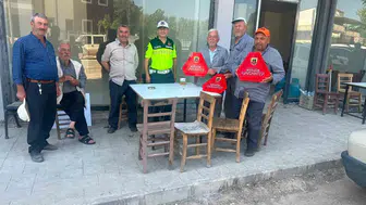 Gaziantep'te traktör kazalarına karşı jandarmadan reflektör önlemi