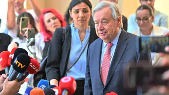 Guterres Kıbrıs’ta çözüm için nabız yokluyor