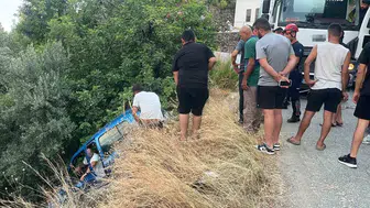 Alanya'da uçuruma düşen araç beton mikseriyle kurtarıldı