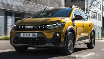 Dacia Sandero artık hibrit motorla yollarda