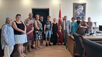 Ayvalık Kaymakamı Çimşit engelli derneğini ağırladı