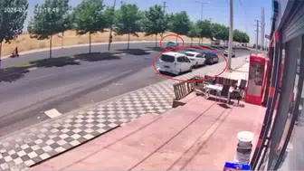 Diyarbakırda zincirleme kaza kamerada