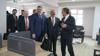 Erzurum’da mahalle konakları için iki bakandan tam destek