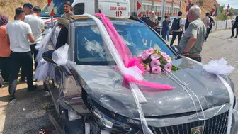Malatya’da düğün yolculuğu hastanede bitti