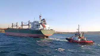 Çanakkale Boğazı dev gemi yüzünden çift yönlü trafiğe kapatıldı