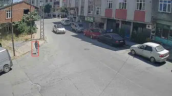 Arnavutköyde kuaförü dolandıran kadın kayıplara karıştı