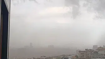 İstanbul’u fırtına vurdu hayat durma noktasına geldi