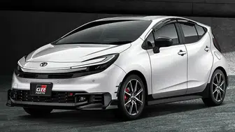 Toyota'nın hibrit modeli Aqua artık daha sportif görünüyor