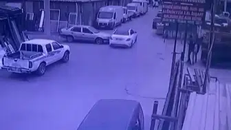 İzmit'teki sokakta her hafta kaza yaşanıyor
