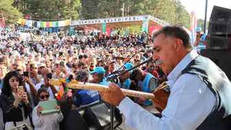 Şenkaya Bal Festivali'nde 20 bin kişilik dev buluşma