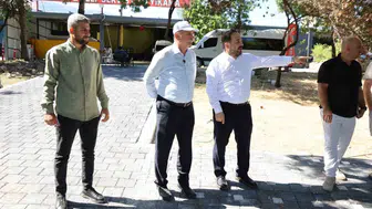 Yunusemre Küçük Sanayi Sitesi’nde seyyar satıcılar için düzenleme yapılıyor
