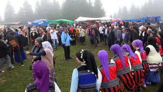 Trabzon'un yükseklerinde asırlık yayla göçü başladı