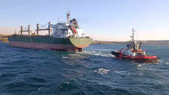 Çanakkale Boğazı'nda büyük gemi kazası trafiği kilitledi