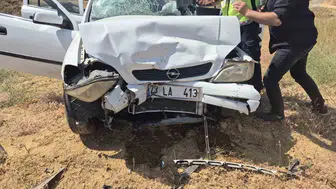 Bingöl’de otomobiller çarpıştı 8 kişi hastanelik oldu